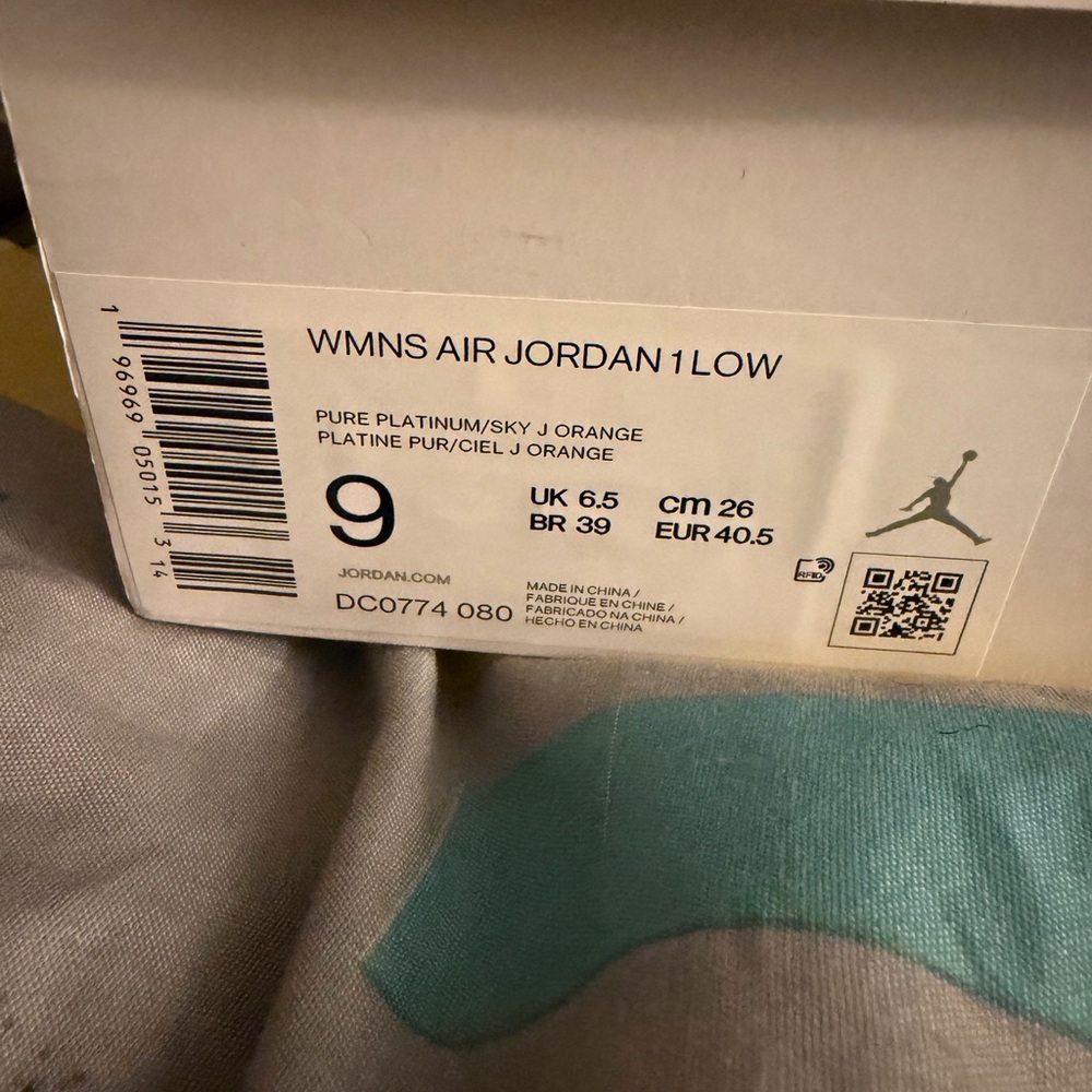 JORDAN AIR JORDAN 1 LOW - Picture 7 of 7